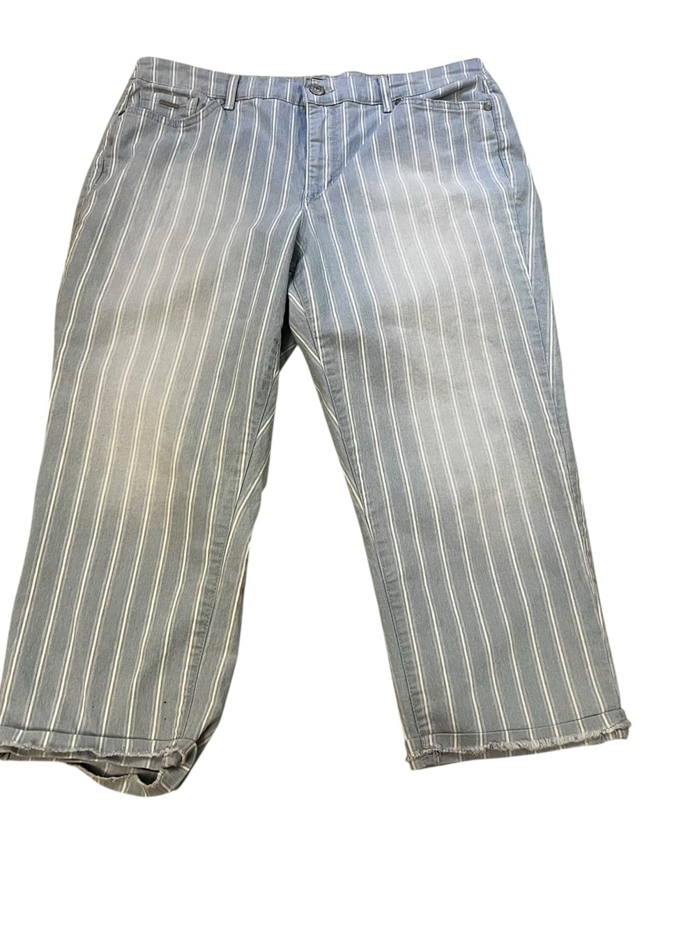 Nine West chrystie capri striped light wash jeans 14